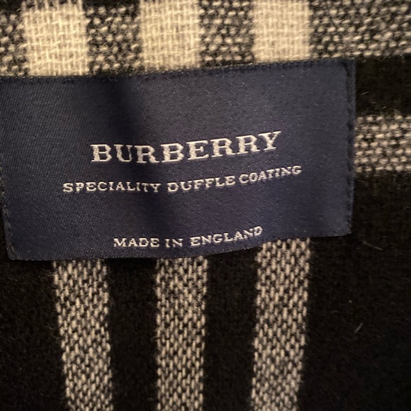 Vintage 2000 Burberry Ladies Black/taupe plaid wool coat - Picture 3 of 4
